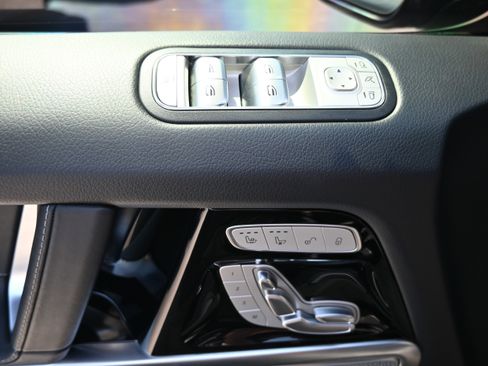 Used 2024 Mercedes-Benz G 63 AMG 4MATIC image 32