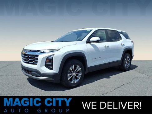 Used 2025 Chevrolet Equinox LT AWD/4WD image 1