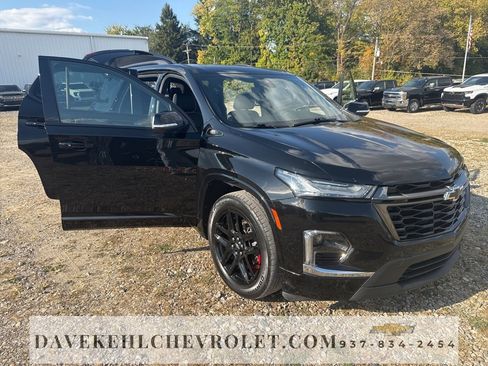 Certified 2023 Chevrolet Traverse Premier w/ Redline Edition image 40