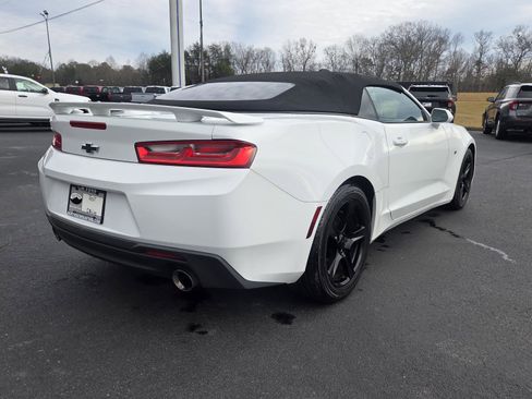 Used 2017 Chevrolet Camaro LT image 21