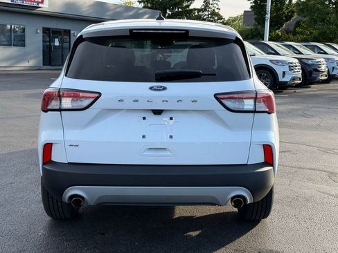Used 2022 Ford Escape SE w/ Convenience Package FWD image 5