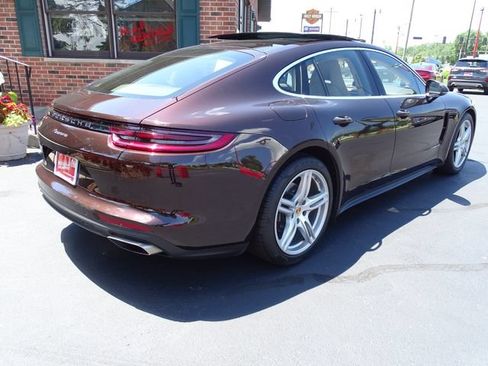 Used 2020 Porsche Panamera RWD image 6
