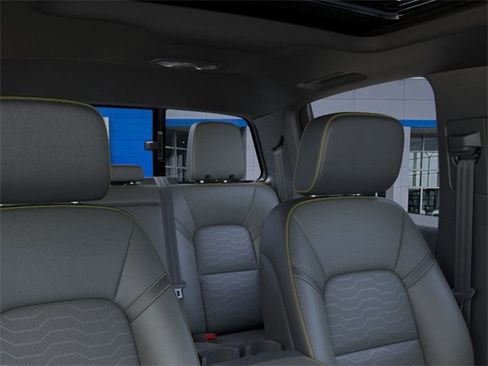 New 2025 Chevrolet Colorado ZR2 w/ Technology Package image 24