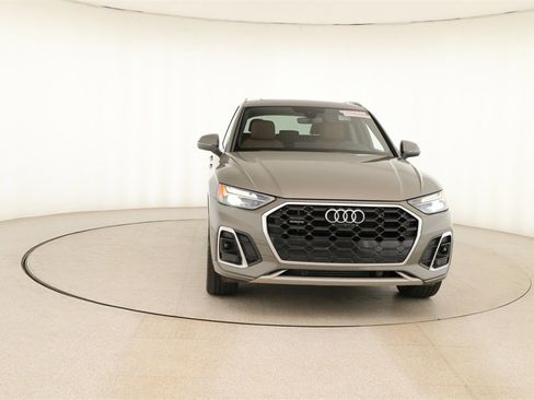 Certified 2023 Audi Q5 e Premium Plus w/ Premium Plus Package image 10