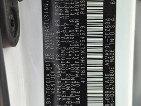 Used 2019 Toyota Camry XLE FWD image 25