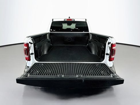 Used 2024 RAM 1500 Laramie AWD/4WD image 29