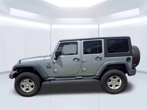 Used 2013 Jeep Wrangler Unlimited Sport AWD/4WD image 8