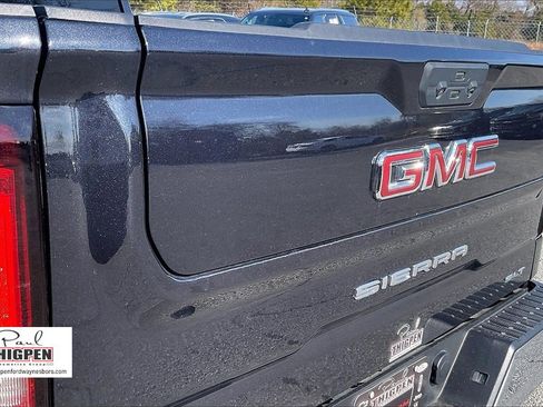 Used 2025 GMC Sierra 1500 SLT image 8