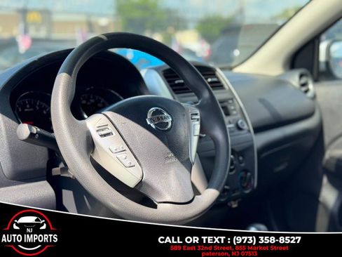 Used 2017 Nissan Versa SV image 13