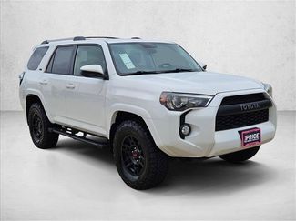 Used 2019 Toyota 4Runner SR5 AWD/4WD video 3