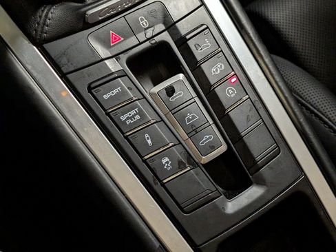 Used 2014 Porsche 911 Carrera 4S AWD/4WD image 40