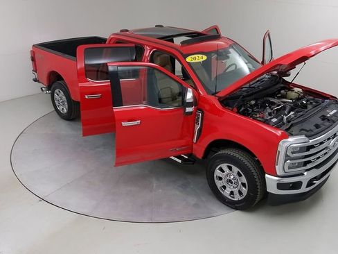 Certified 2024 Ford F350 Lariat w/ Chrome Package AWD/4WD image 50