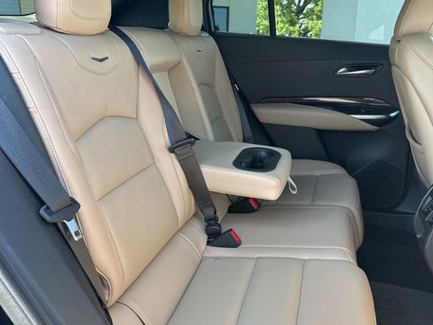 Used 2025 Cadillac XT4 Premium Luxury FWD image 14