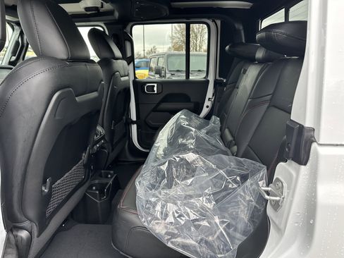 New 2026 Jeep Gladiator Rubicon image 11