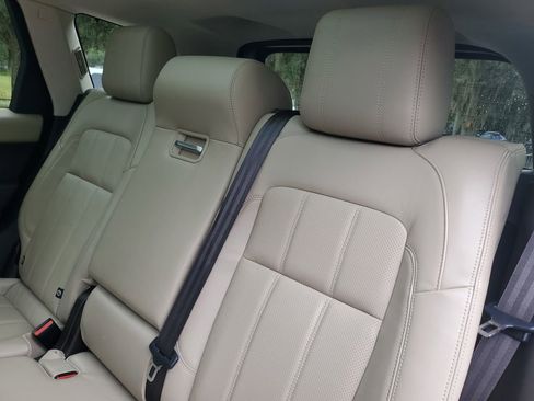 Used 2020 Land Rover Range Rover Sport HSE Dynamic image 11