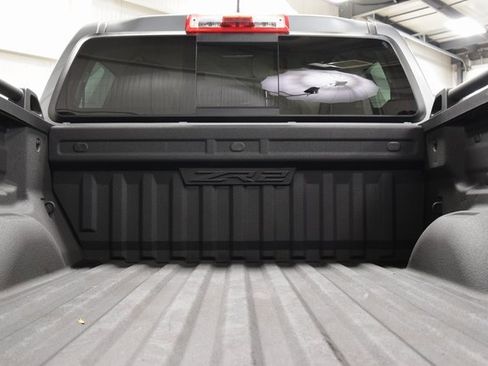 Used 2022 Chevrolet Colorado ZR2 image 22