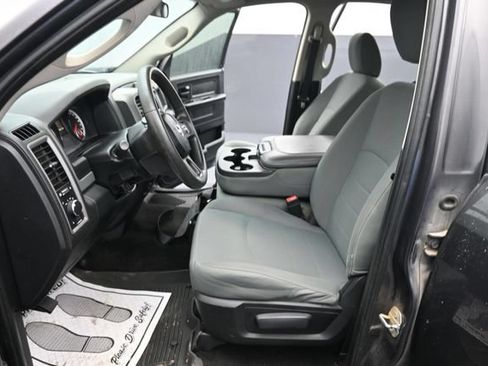 Used 2017 RAM 1500 ST w/ SXT Appearance Group AWD/4WD image 11