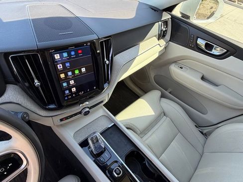 Used 2022 Volvo XC60 T8 Inscription w/ Advanced Package image 19