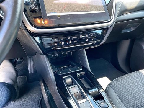 Used 2023 Chevrolet Bolt EUV LT w/ Comfort Package FWD image 25