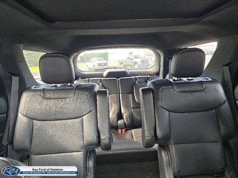 Used 2022 Ford Explorer ST w/ Equipment Group 401A AWD/4WD image 29