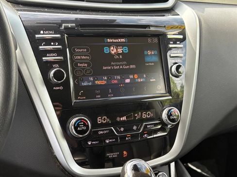 Used 2022 Nissan Murano SV w/ Cargo Package AWD/4WD image 9