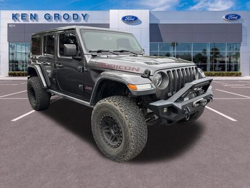 Used 2018 Jeep Wrangler Unlimited Rubicon AWD/4WD image 3
