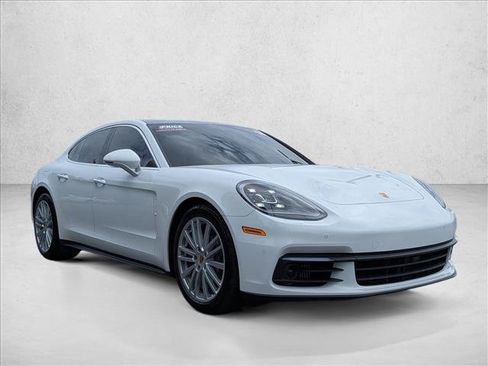 Used 2018 Porsche Panamera 4S AWD/4WD image 3