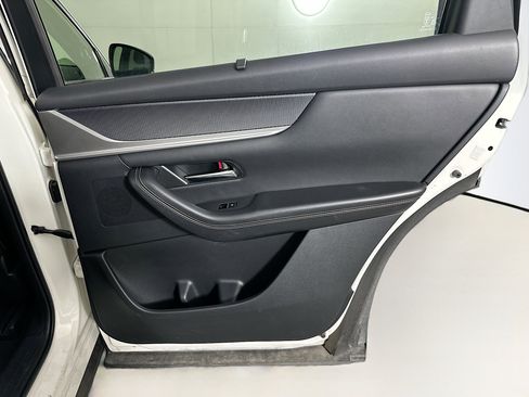 Used 2024 MAZDA CX-90 3.3 Turbo w/ Premium Package image 34