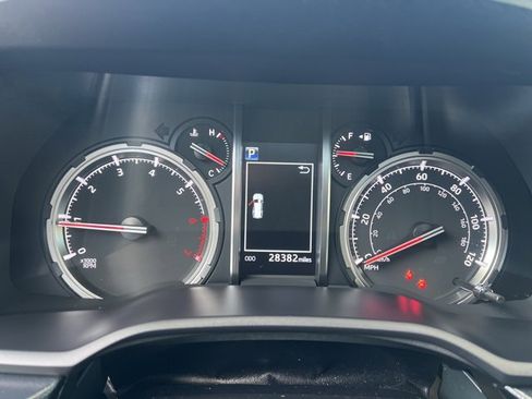 Used 2021 Toyota 4Runner TRD Off-Road Premium w/ Moonroof Package image 25