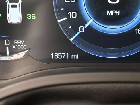 Used 2020 Cadillac Escalade 2WD image 10