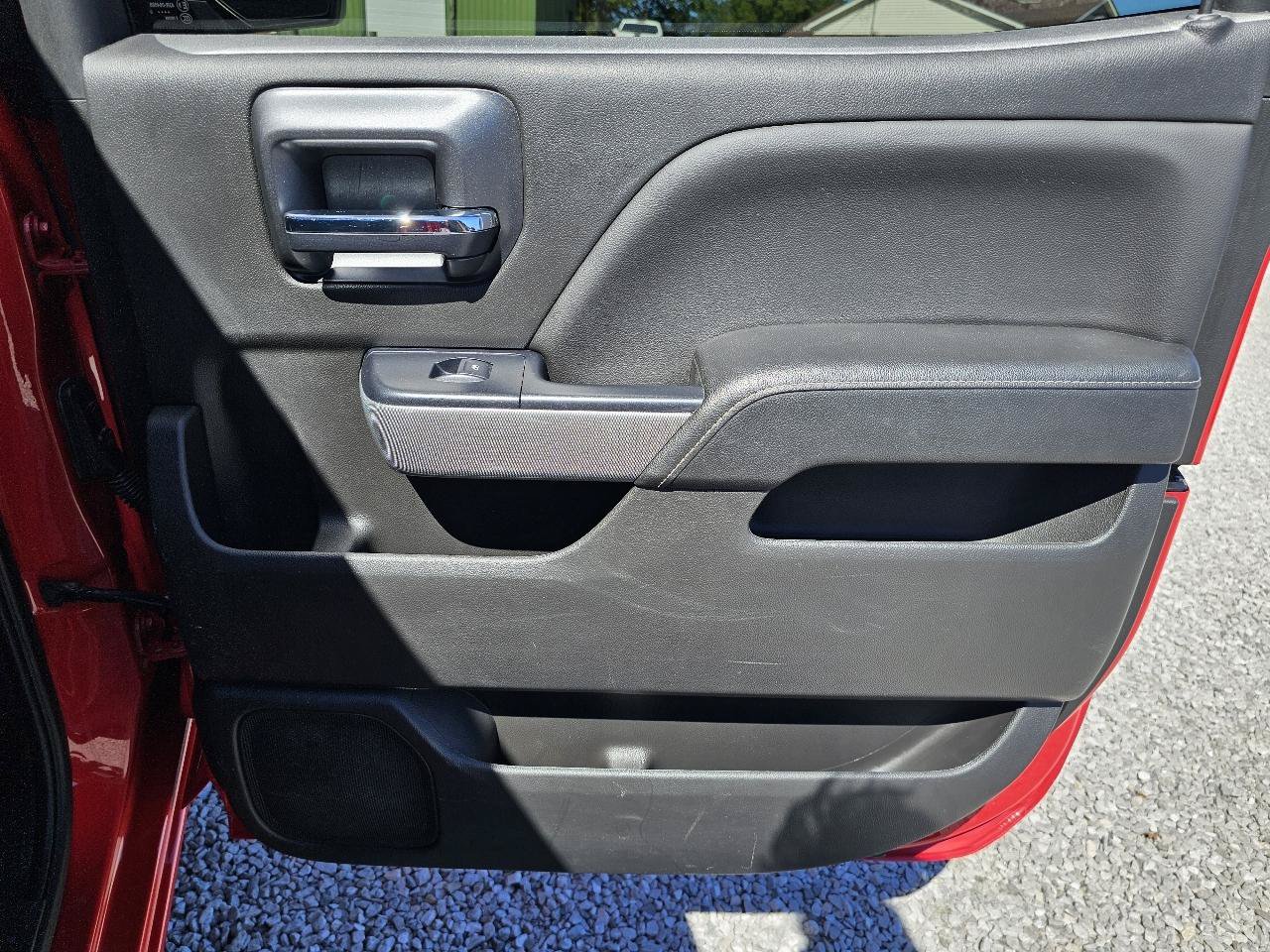 Used 2018 Chevrolet Silverado 1500 LT w/ Texas Edition AWD/4WD image 31