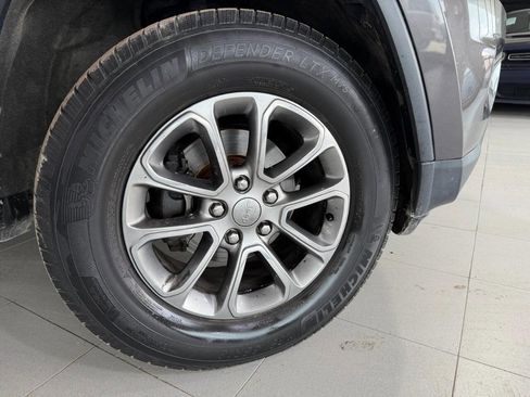 Used 2014 Jeep Grand Cherokee Limited w/ Trailer Tow Group IV image 16