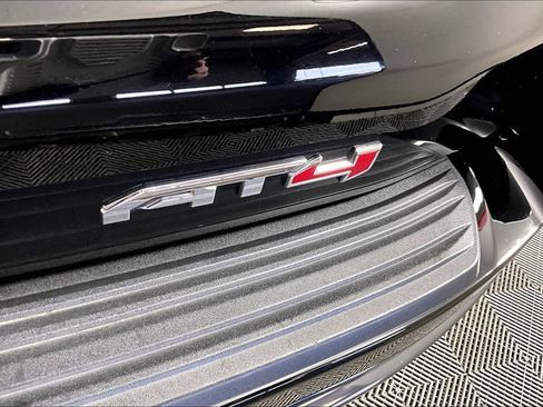 Certified 2023 GMC Yukon XL AT4 w/ AT4 Premium Plus Package AWD/4WD image 23