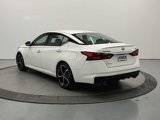 Used 2024 Nissan Altima 2.5 SR FWD image 6