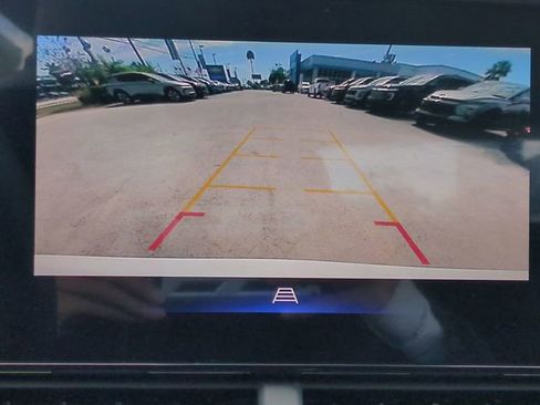 New 2026 Chevrolet Trax LT w/ Sunroof Package FWD image 20