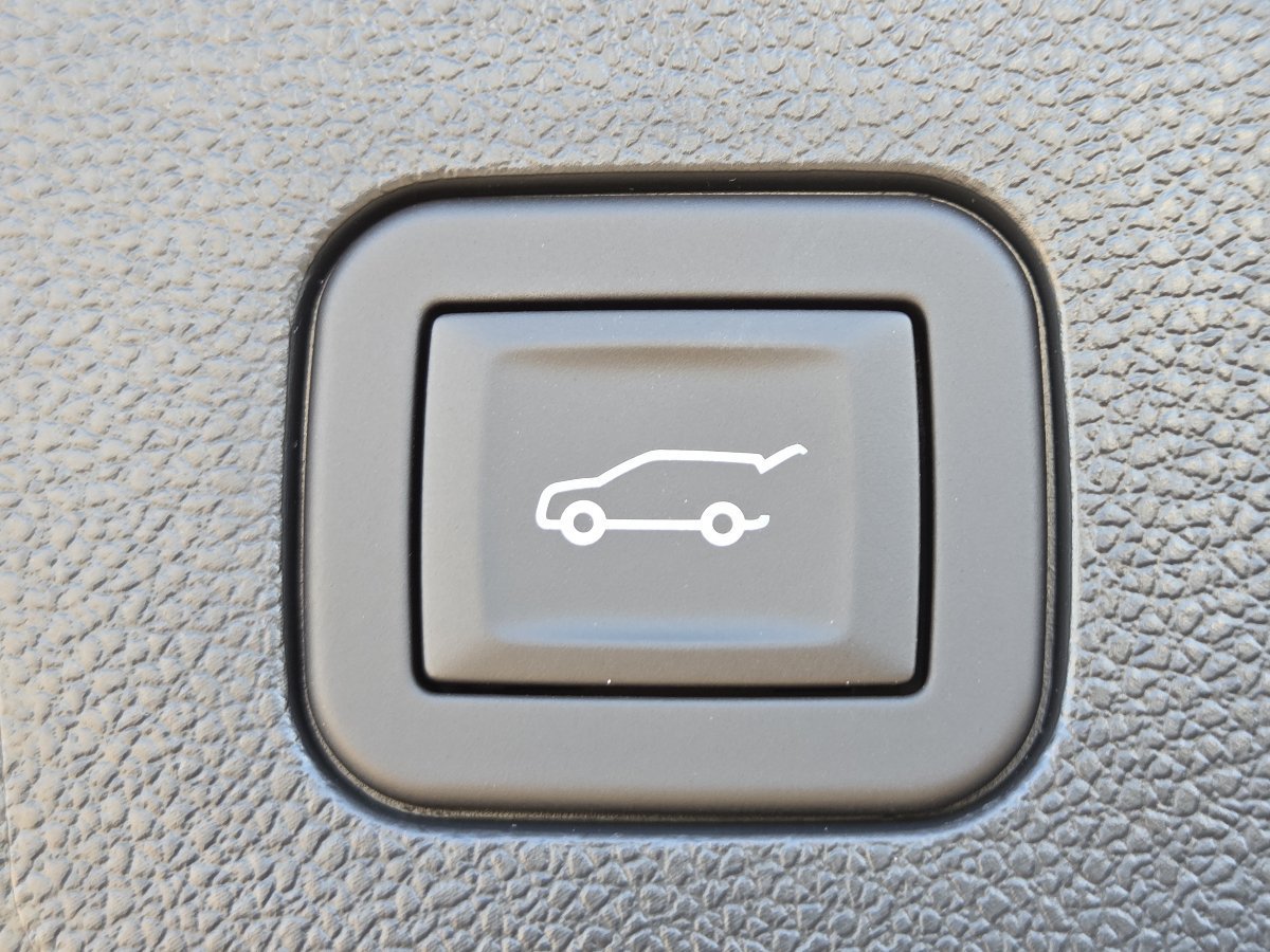 New 2027 Chevrolet Equinox LT w/ Convenience Package II AWD/4WD image 25