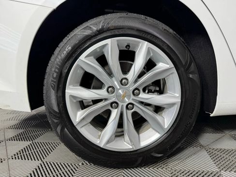 Used 2024 Chevrolet Malibu LT image 44