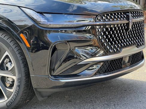 New 2026 Lincoln Nautilus Reserve image 2