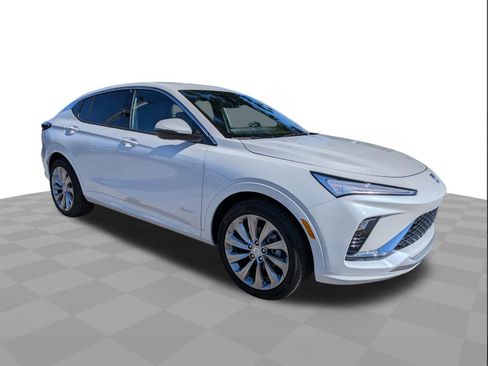 New 2026 Buick Envista Avenir FWD image 2