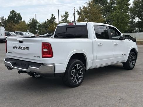 Used 2025 RAM 1500 Laramie AWD/4WD image 13