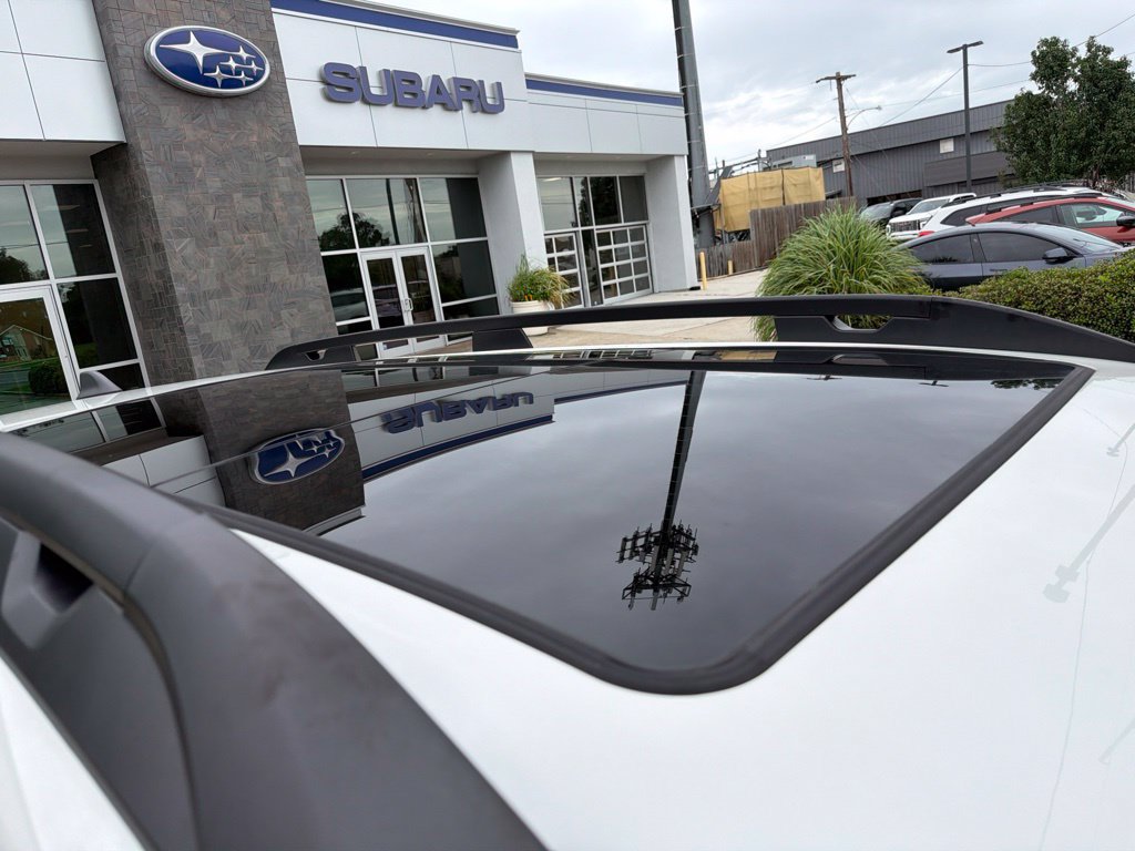 Used 2025 Subaru Ascent Limited AWD/4WD image 10