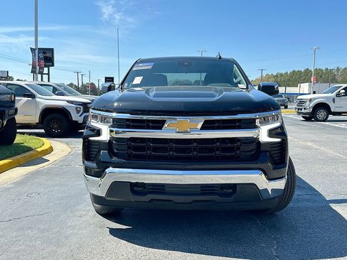 Used 2023 Chevrolet Silverado 1500 LT AWD/4WD image 5