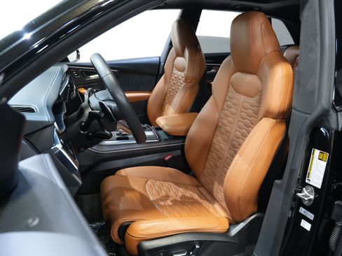 Used 2023 Audi RS Q8 image 30