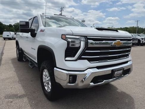 Certified 2024 Chevrolet Silverado 2500 LTZ w/ LTZ Premium Package AWD/4WD image 3