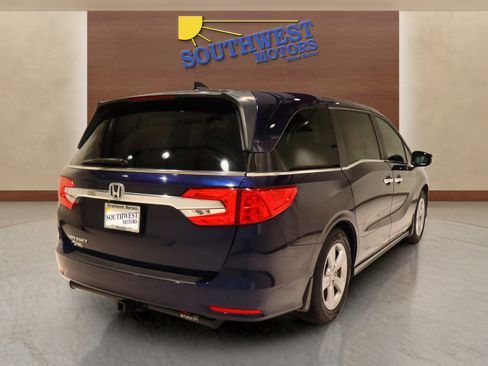 Used 2019 Honda Odyssey EX image 4