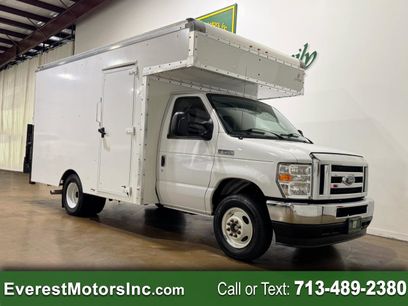 Used 2022 Ford E-350 and Econoline 350 Super Duty w/ Power Windows & Locks Group