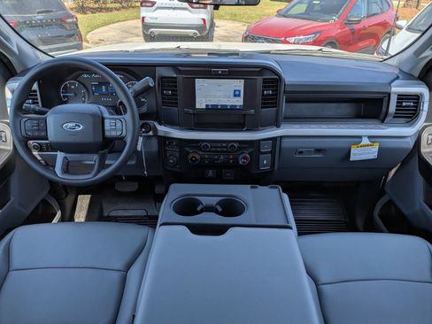 New 2026 Ford F350 XL w/ XL Driver Assist Package AWD/4WD image 9