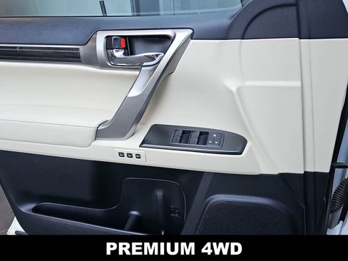 Used 2023 Lexus GX 460 Premium w/ Premium Package AWD/4WD image 28