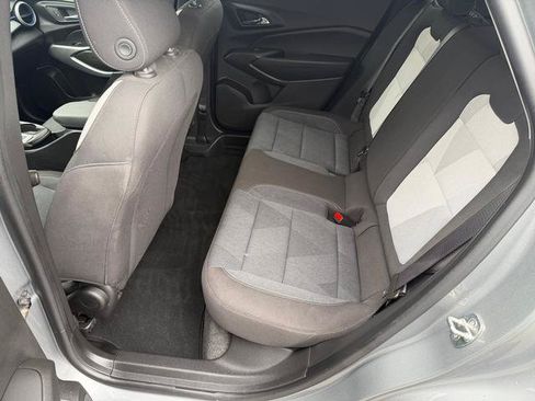Used 2024 Chevrolet Trax LS w/ LS Convenience Package FWD image 11