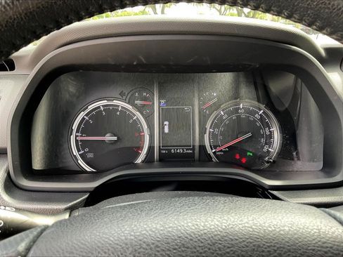 Used 2023 Toyota 4Runner Limited RWD image 18